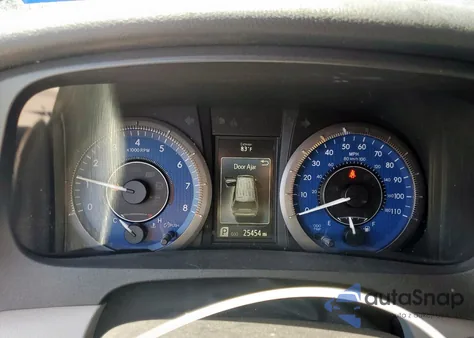 2019 Toyota Sienna Le z USA, uszkodzony, nr VIN 5TDKZ3DC7KS970478